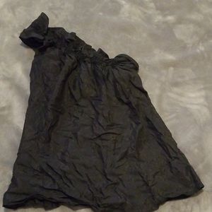 Small black one off shoulder top